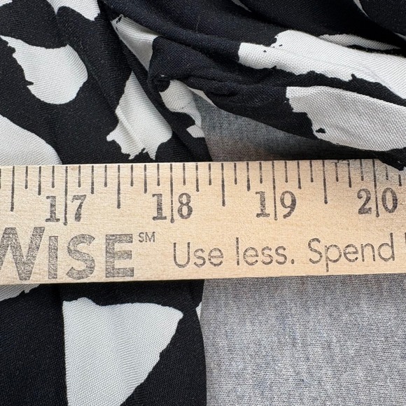 Nine West Dress Womens S Black White Long Sleeve Abstract Print Tie Waist V Neck - Picture 6 of 12
